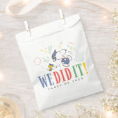 Peanuts Snoopy Woodstock We Did It Graduation Cap Geschenktütchen (Ausgeschnitten)