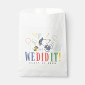 Peanuts Snoopy Woodstock We Did It Graduation Cap Geschenktütchen (Vorderseite)