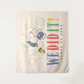 Peanuts Snoopy Woodstock We Did It Graduation Cap Wandteppich (Vorderseite)