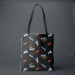 Peanuts Snoopy Your Future Looks Bright Graduation Tasche<br><div class="desc">Celebrate graduation with this bold and energetic Peanuts-inspired pattern design packed with color and excitement. Set against a striking black background, this lively design features a playful mix of graduation icons including diplomas, banners, confetti, and a cool beagle in a cap. Uplifting phrases like “Congrats!” and “Your Future Looks So...</div>