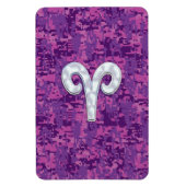 Pearl Aries Zodiac Sign auf Pink Digital Camouflag Magnet (Vertikal)