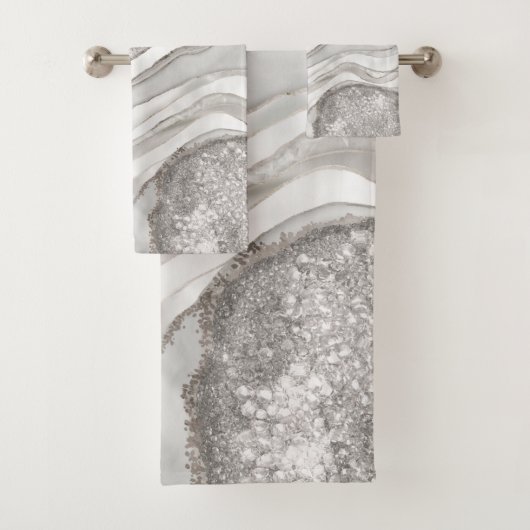 Pearl, diamonds and platinum geode digital art badhandtuch set (Insitu)