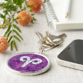 Pearl Like Aries Symbol auf Pink Digital Camouflag Schlüsselanhänger (Seite)