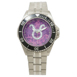 Pearl Like Taurus Zodiac Symbol on Digital Camo Armbanduhr