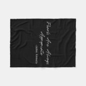 Pearls Are Always Appropriate Fleecedecke (Vorderseite (Horizontal))