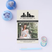 Pearly White Holzkohlefotograf Logo Big Foto Flyer (Einzeln)