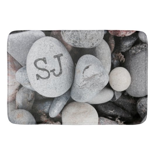 Pebble Beach Monogram Nature Foto Badematte (Vorderseite)