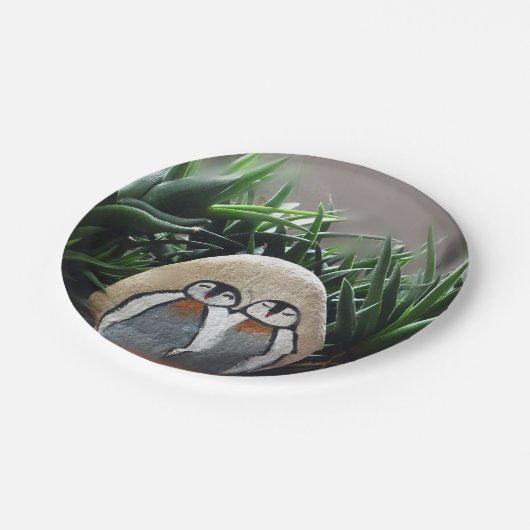 Pebguins Stone Pflanze Foto Paper Tellers 7 in Pappteller (Schrägansicht)