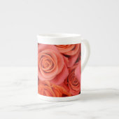 Pechorange-Tee-Rose Porzellantasse (Vorderseite Rechts)