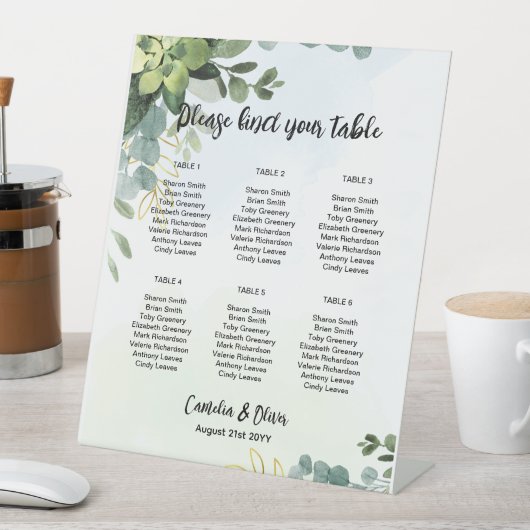 Pedestal 6 Tischdecke Seekartengrün P Sockelschild (In Situ)