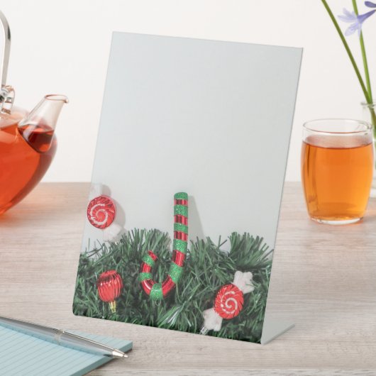 Pedestal sign sockelschild (In Situ)