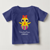 Peekaboo Barn Oster | Bayla the Chick Baby T-shirt (Vorderseite)