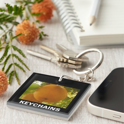 Peer Display Schlüsselanhänger (Vorderseite rechts)