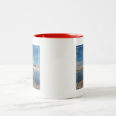 Peggy Bucht-Leuchtturm | Kanada Zweifarbige Tasse (Mittel)