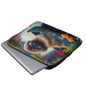 Pekingese auf dem Paddle: Ein Landschaftliches Abe Laptopschutzhülle (Vorne Knopf)