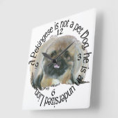 Pekingese Clock Quadratische Wanduhr (Winkel)