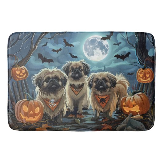 Pekingese Halloween Spooky Badematte (Vorderseite)