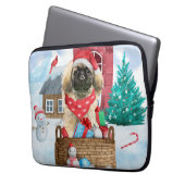 Pekingese Hund im Schnee Weihnachtshaus Laptopschutzhülle (Vorderseite Links)