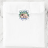 Pekingese im Blumengarten Quadratischer Aufkleber (Tasche)