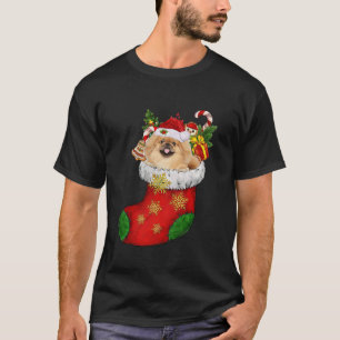 Pekingese in Sock Weihnachten Weihnachtsmannmütze T-Shirt
