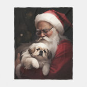 Pekingese mit dem Weihnachtsmann Weihnachten Fleecedecke (Vorderseite)