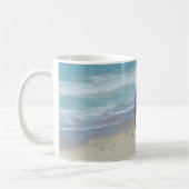 Pekingese Puppy am Strand Kaffeetasse (Links)
