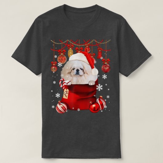 Pekingese Snow Ball Hund in Pocket Bag Winter Chri T-Shirt (Design vorne)