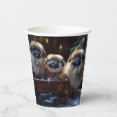 Pekingese Weihnachtsfeiertage Pappbecher (Vorderseite)