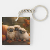 Pekingese Welpe Herbst Delight Pumpen Schlüsselanhänger (Rückseite)