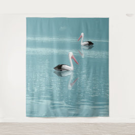 Pelican Couple Paddle auf Calm Aqua Water Wandteppich