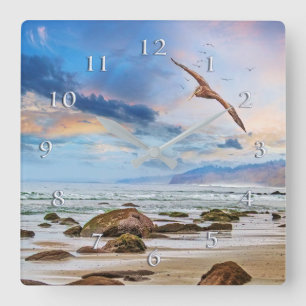 Pelican Patrol Beach Shoreline Quadratische Wanduhr