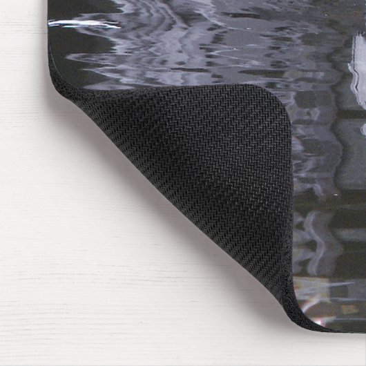 Pelican Reflection Mousepad (Ecke)