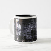 Pelican Reflection Zweifarbige Tasse (Vorderseite Links)
