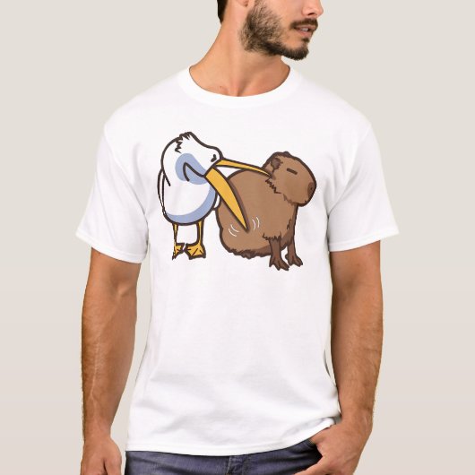 Pelican Tries Capybara Funny Meme zu essen T-Shirt (Vorderseite)