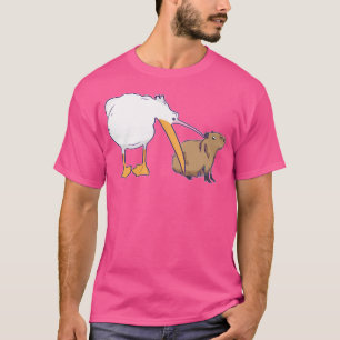 Pelican versucht Capybara Niedliches Meme zu essen T-Shirt