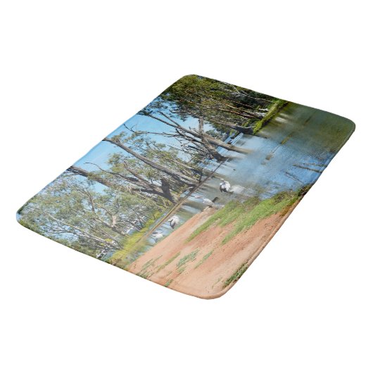 Pelicans Sunbaking River Murray Australia Badematte (Schrägansicht)