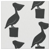 Pelikan auf einem Posten in der Silhouette Stoff (Nahaufnahme)