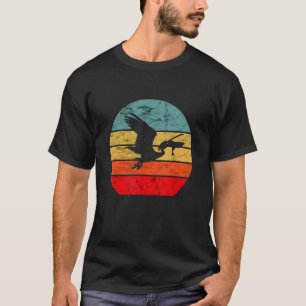 Pelikan fängt Fisch Retro Vintage Tropischer Vogel T-Shirt