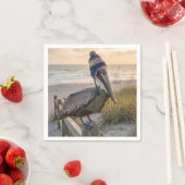 Pelikan mit Winterhut Serviette (Beispiel)