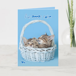 Pelz lugt ostern-Kätzchen-Kämpfen des Grund-zwei Feiertagskarte