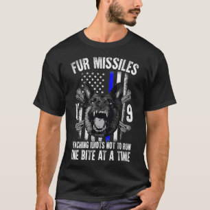 Pelzmissionen lehren Idioten, nicht einen Biss zu  T-Shirt