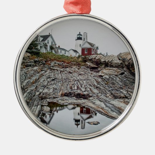 Pemaquid Punkt-Leuchtturm-Verzierung Ornament Aus Metall (Vorne)