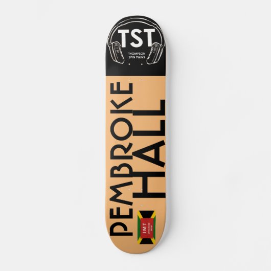 PEMBROKE HALL Skateboard (Vorderseite)