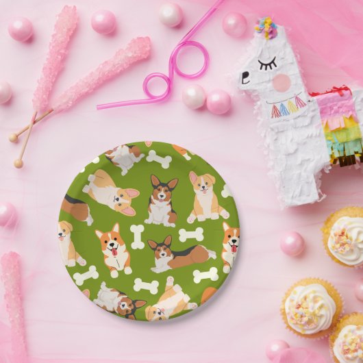 Pembroke Welsh Corgi Pattern Green Pappteller (Party)