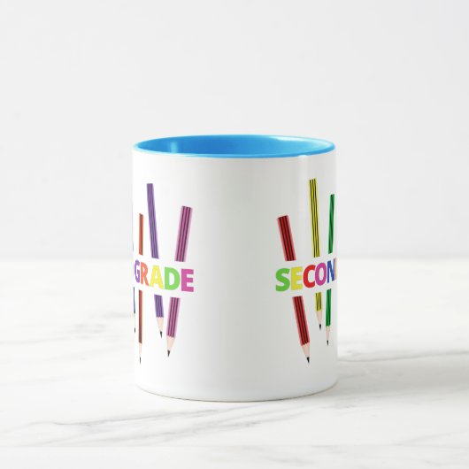 Pencils Tasse zweiter Klasse (Zentrum)