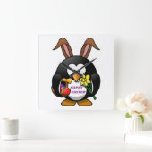 PENGUIN BUNNY "HAPPY EASTER" QUADRATISCHE WANDUHR (Zuhause)