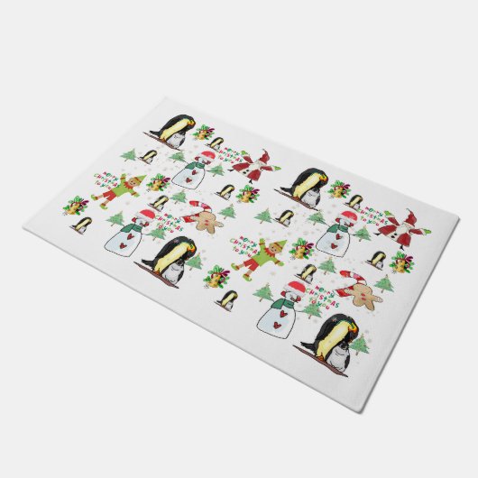 Penguin Christmas Matt Doormat Fußmatte (Schrägansicht)