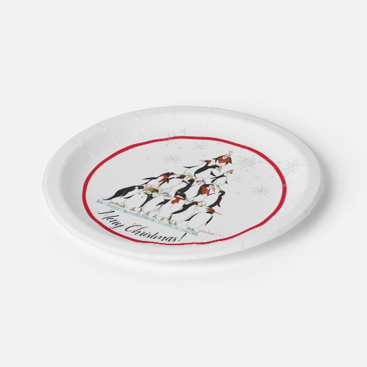 Penguin Christmas Tree Fun Holiday Cartoon Pappteller (Schrägansicht)