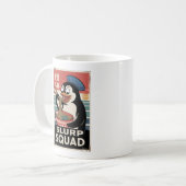 Penguin Eating Ramen Funny Slurp Squad Kaffeetasse (Vorderseite Links)