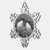 Penguin-Farbenexplosion Schneeflocken Zinn-Ornament (Rechts)